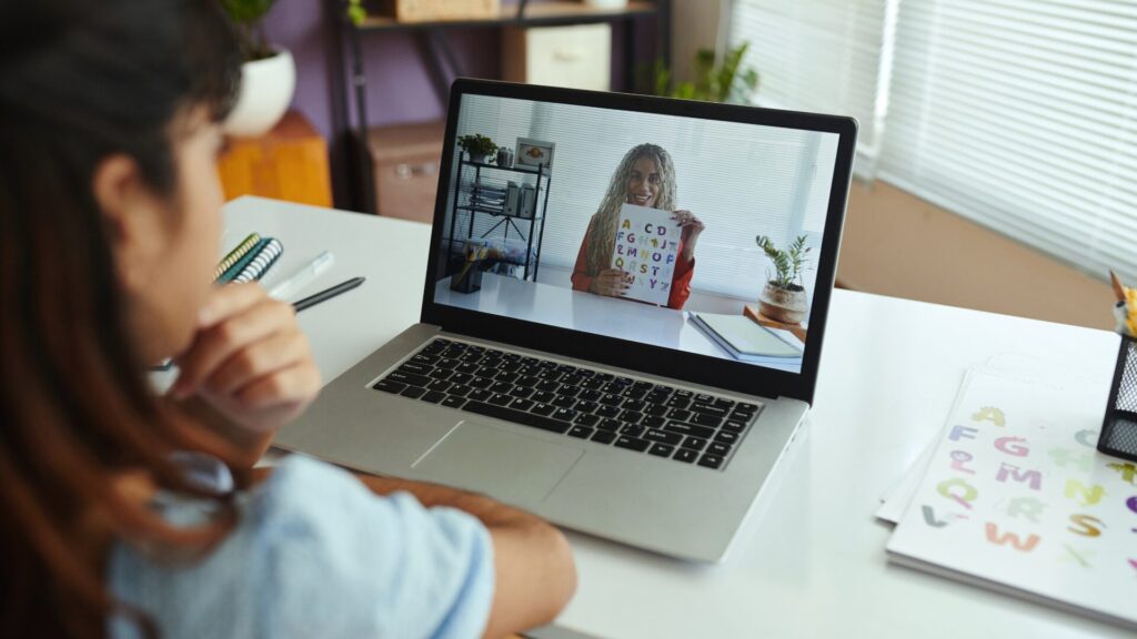 Blended Learning Programs: A Comprehensive Guide to Modern Education